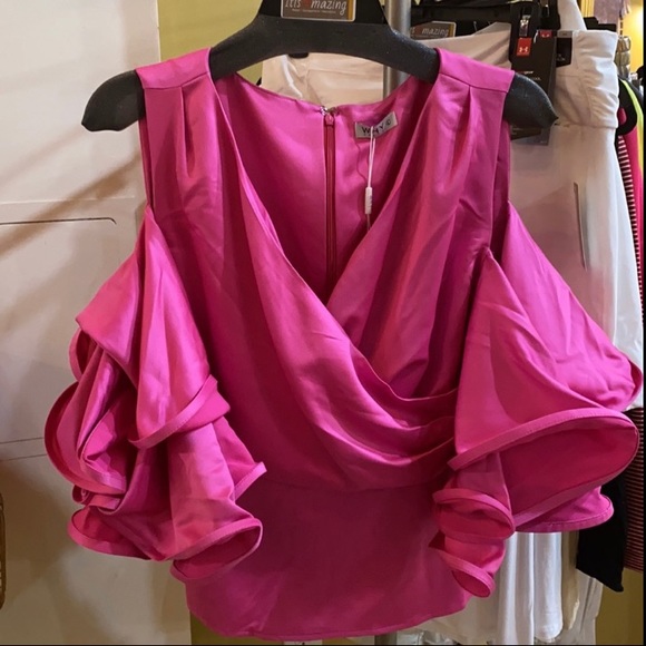 Sold Out Cold shoulder buble sleeve blouse. - Picture 1 of 1